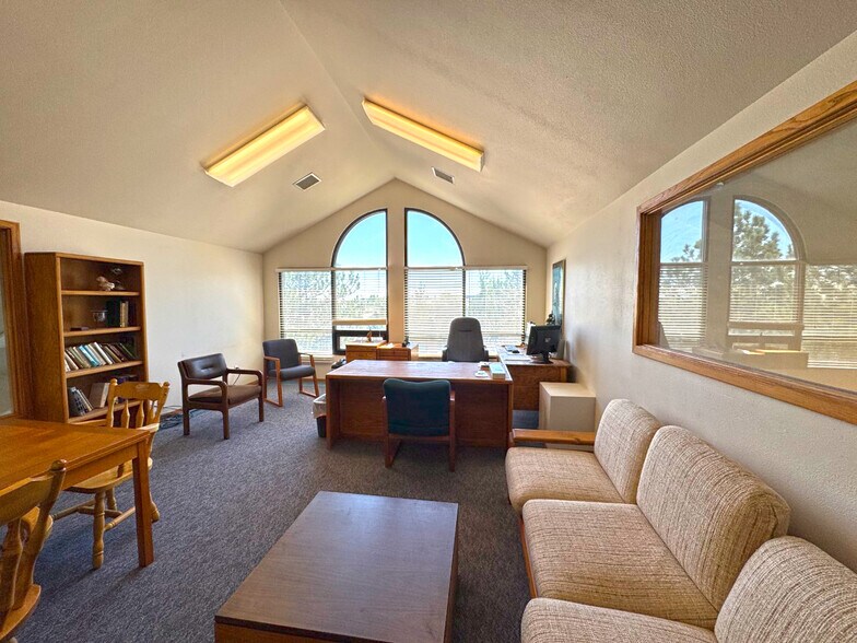 More Photos Of 108 Coronado Ct, Fort Collins Office For Sale