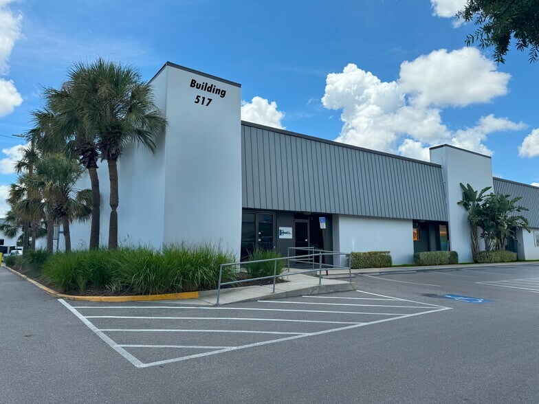 More Photos Of 6050 Jet Port Industrial Blvd, Tampa Warehouse For Lease