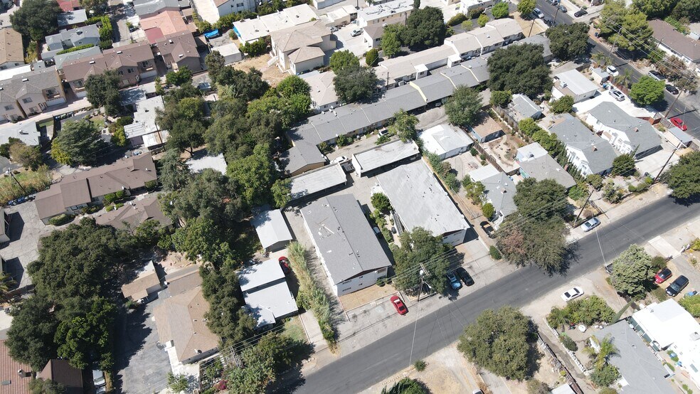 More Photos Of 10039-10043 Haines Canyon Ave, Tujunga Apartments For Sale