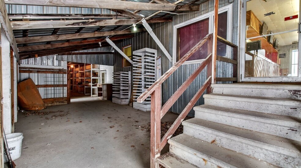 More Photos Of 1631 US Highway 8, Barron Auto Salvage Facility For Sale