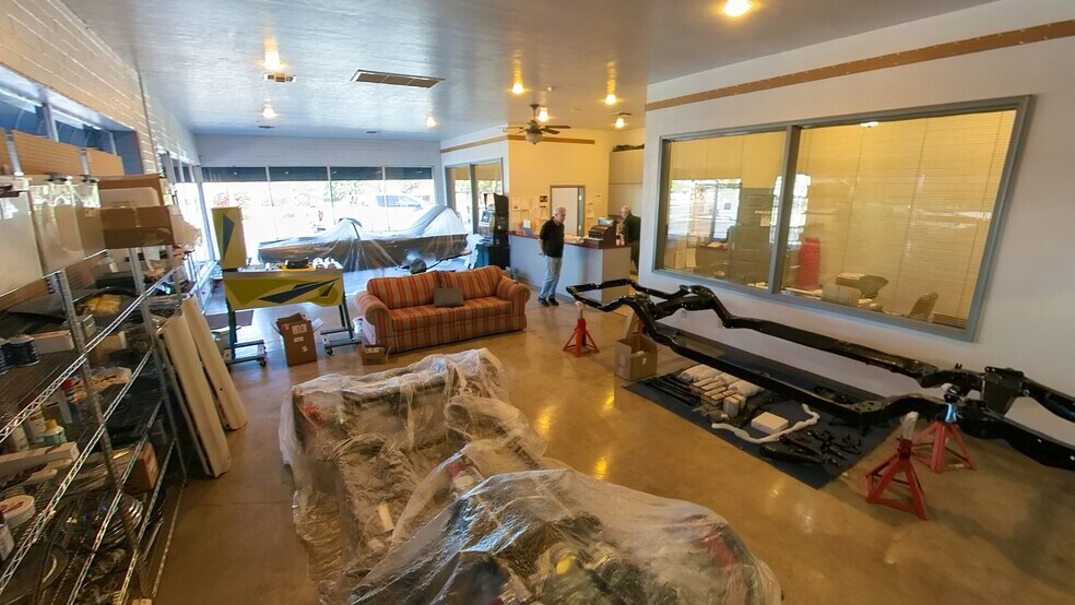 More Photos Of 5728 E 22nd St, Tucson General Retail For Sale