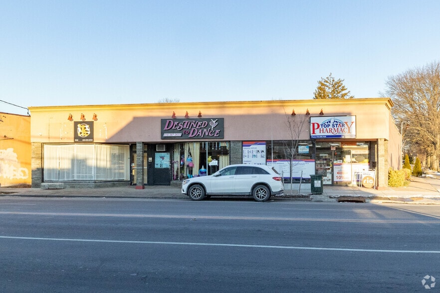 More Photos Of 1651-1655 Grand Ave, Baldwin Storefront For Sale