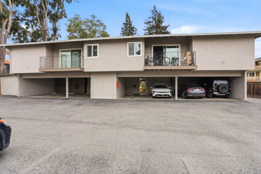 More Photos Of 239 Easy St, Mountain View Apartments For Sale