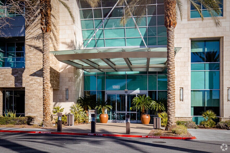 More Photos Of 10801 W Charleston Blvd, Las Vegas Office Residential For Lease