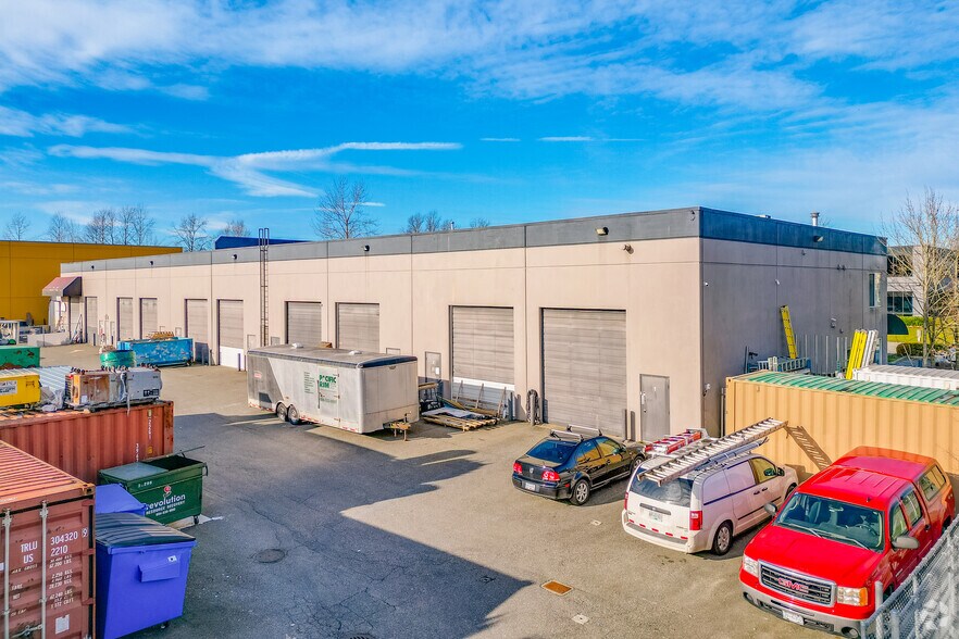 More Photos Of 19510 55th Ave, Surrey Warehouse For Lease