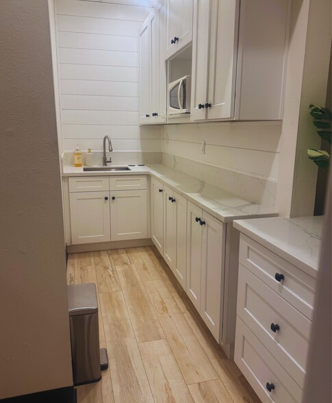 More Photos Of 16766 Bernardo Center Dr, San Diego Medical For Sale