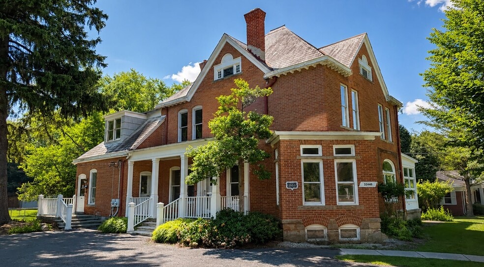 More Photos Of 32440 Franklin Rd, Franklin Office For Sale