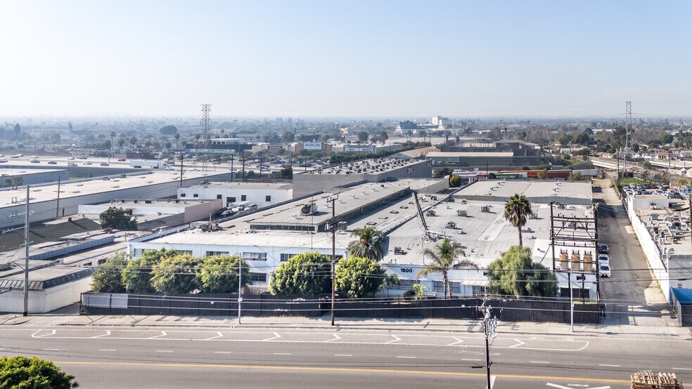 More Photos Of 15001 S Figueroa St, Gardena Distribution For Lease