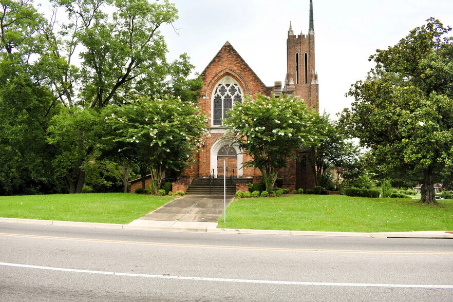More Photos Of 3481 S Court St, Montgomery Religious Facility For Sale