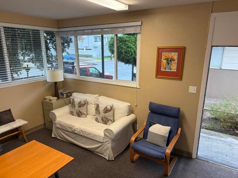 More Photos Of 422-426 Peninsula Ave, San Mateo Medical For Sale