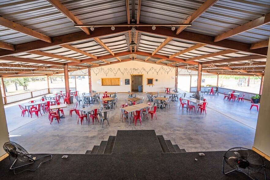 More Photos Of 301 W Main St, Llano Land For Sale