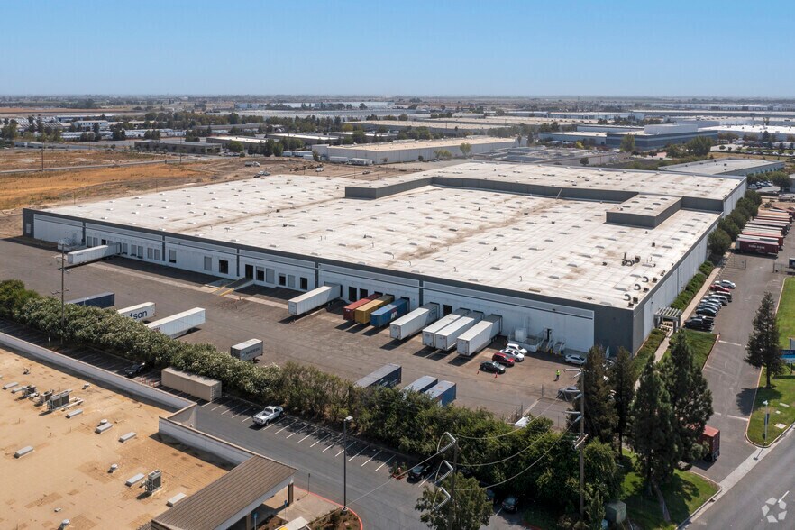 More Photos Of 17100 S Harlan Rd, Lathrop Manufacturing For Lease