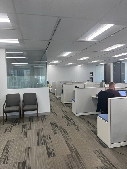 More Photos Of 801 6th Ave SW, Calgary Office For Lease
