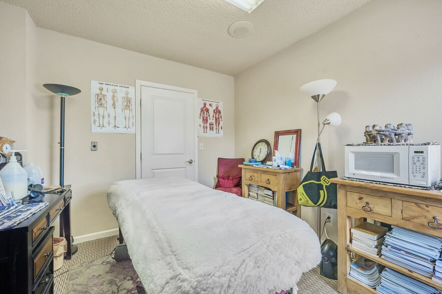 More Photos Of 2123-2125 N Academy Blvd, Colorado Springs Office For Sale
