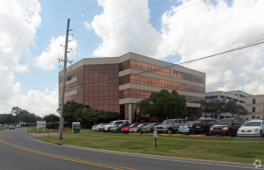 Primary Photo Of 4720 S I-10 Service Rd W, Metairie Medical For Lease