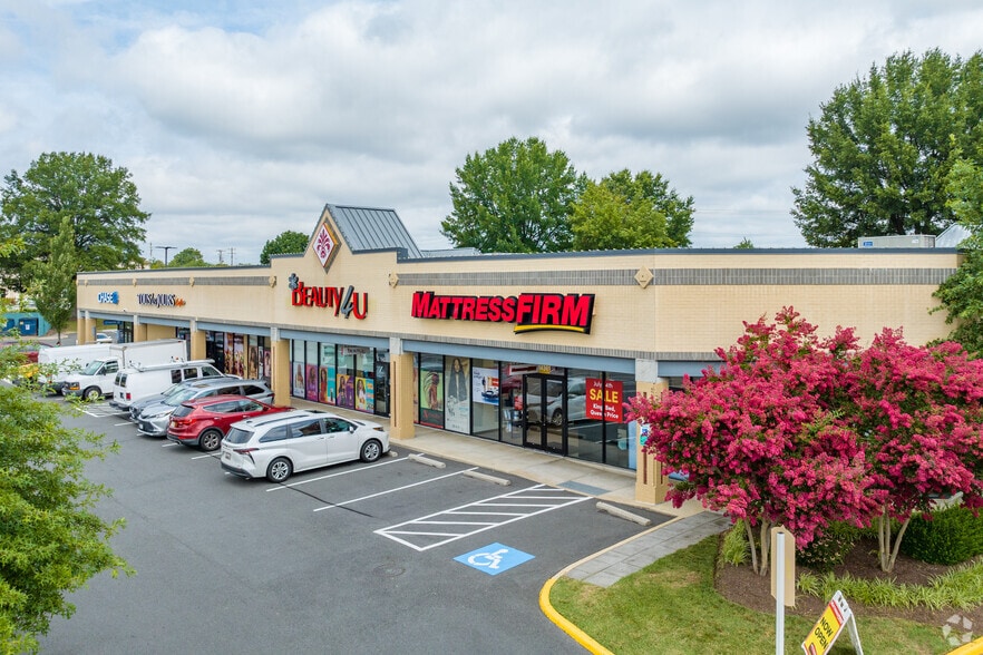 More Photos Of 14500-14651 Potomac Mills Rd, Woodbridge Unknown For Lease