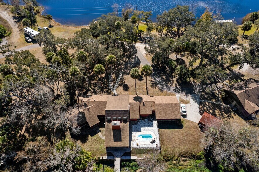 More Photos Of 8301 Congress St, Port Richey Flex For Sale