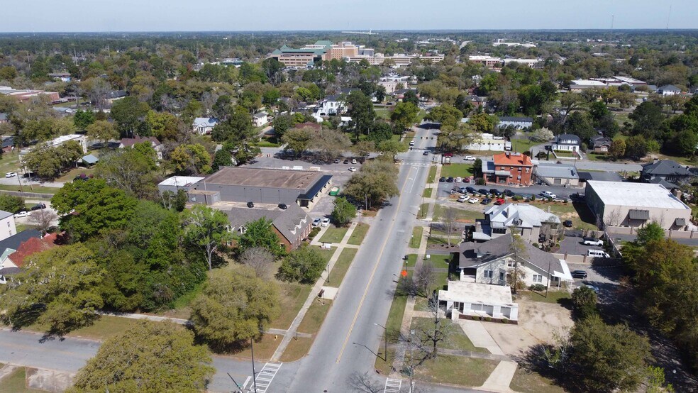 More Photos Of 500 N Jefferson St, Albany Medical For Sale
