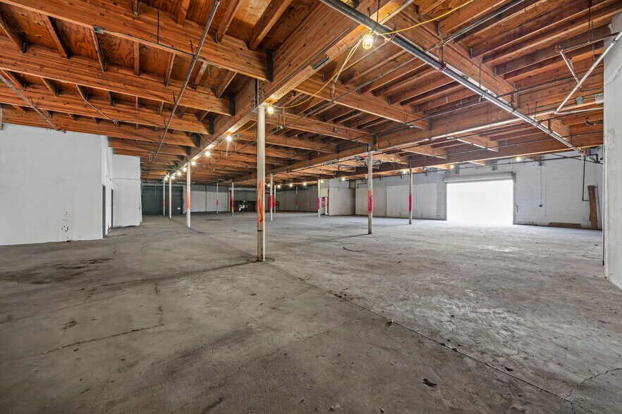 More Photos Of 1936 S Mateo St, Los Angeles Warehouse For Sale