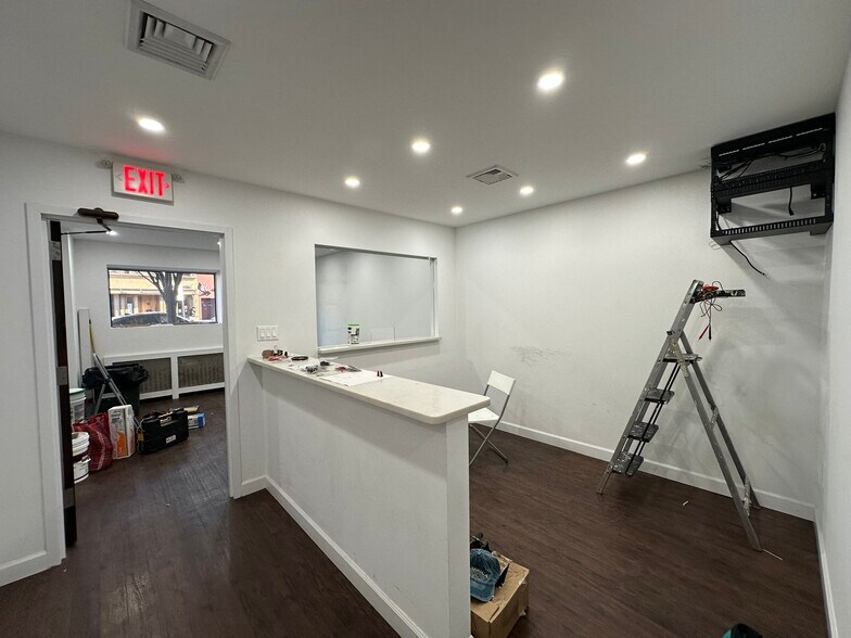 More Photos Of 340A 9th St, Brooklyn Healthcare For Lease