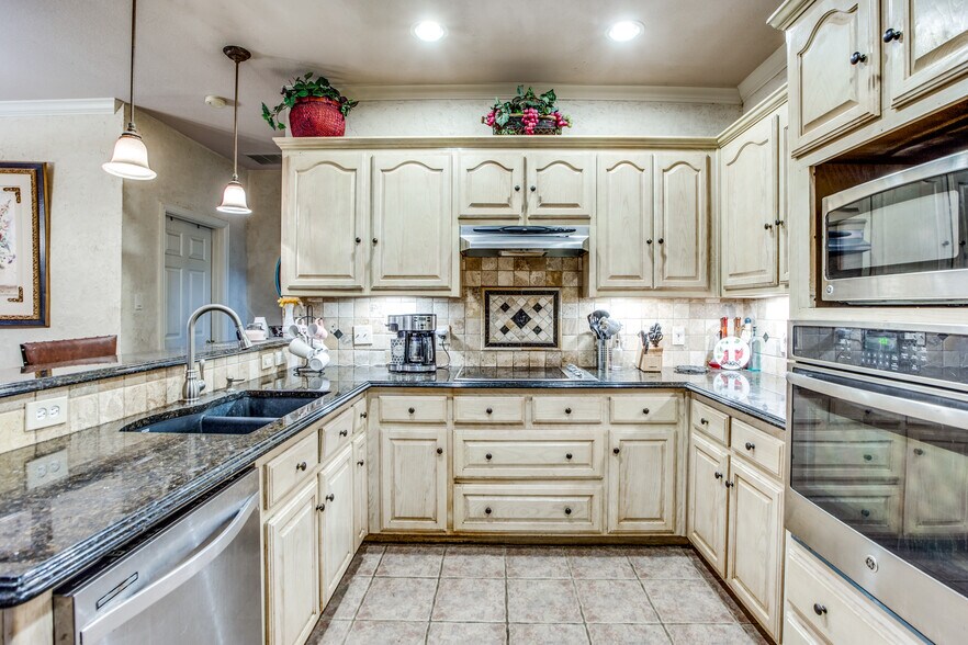 More Photos Of 8221 US-75 44, Anna Land For Sale