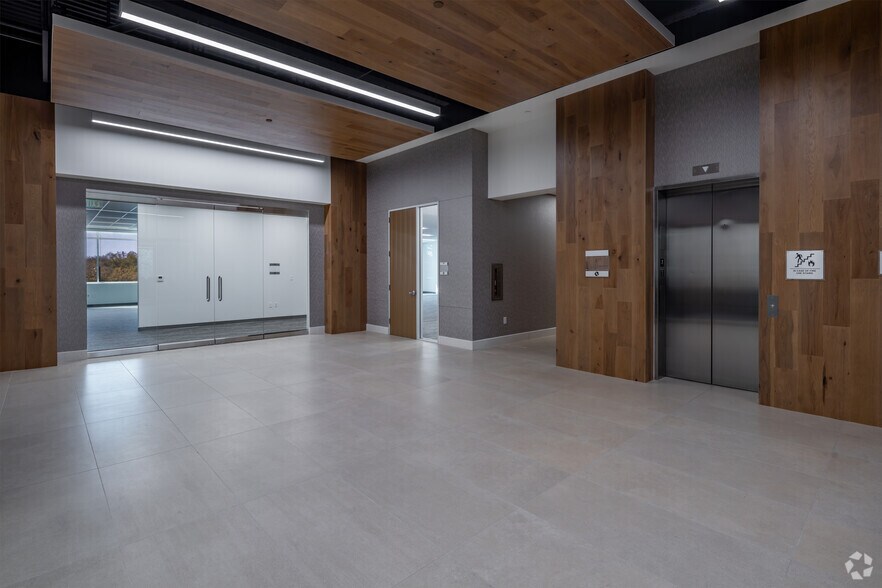 More Photos Of 2806 W Bitters Rd, San Antonio Office For Lease