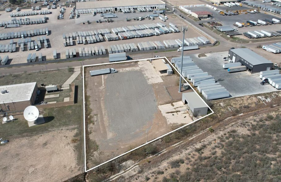 More Photos Of 13701 Cabezut Drive, Laredo Warehouse For Sale