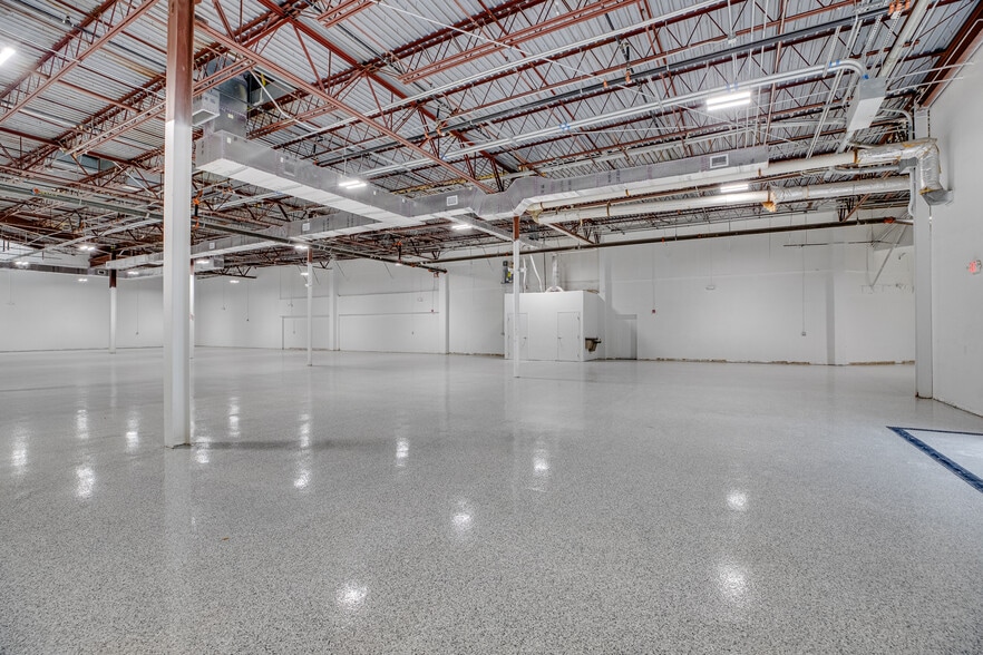 More Photos Of 4100-4300 Okeechobee Rd, Fort Pierce Light Distribution For Lease