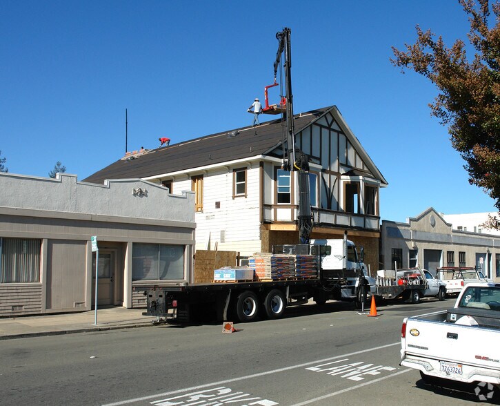 More Photos Of 820-822 Alhambra Ave, Martinez Office For Sale