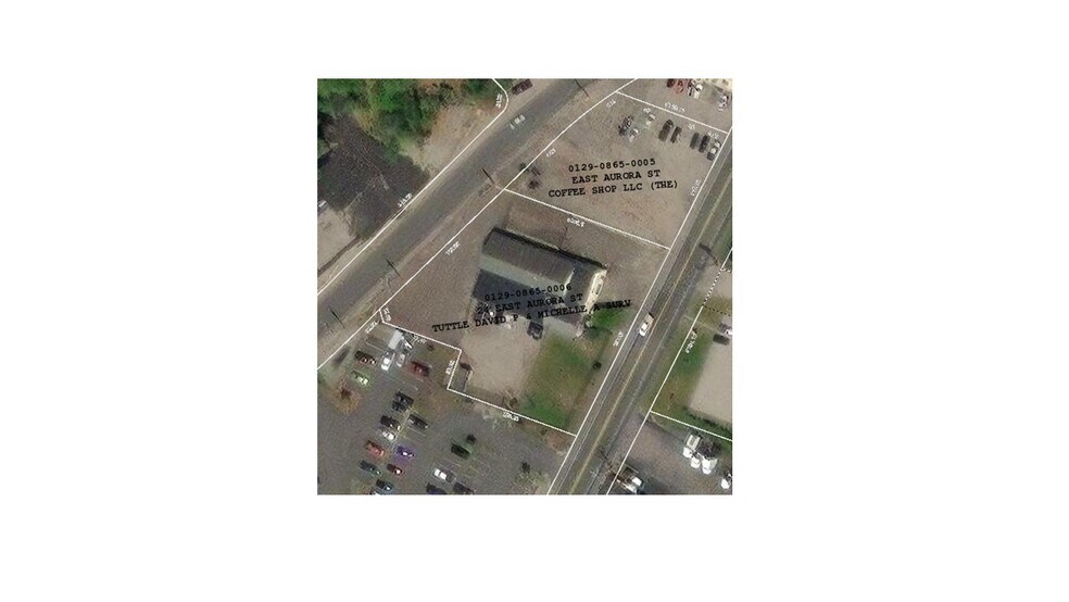 More Photos Of 24 E Aurora St, Waterbury Showroom For Sale