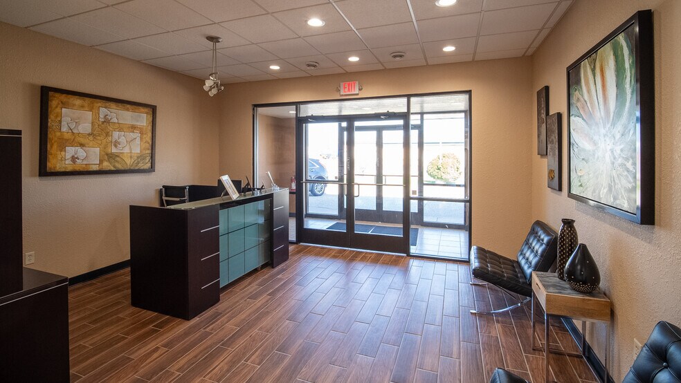 More Photos Of 1215 N 7th St, Lake City Light Distribution For Sale
