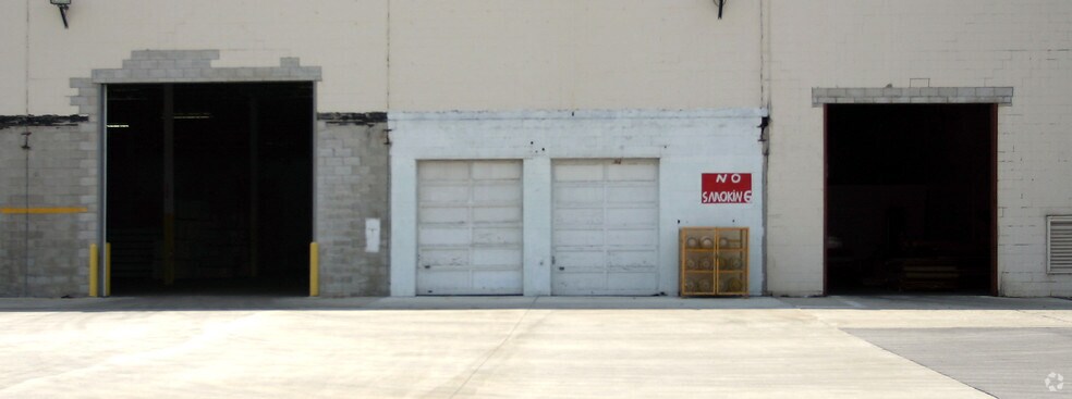 More Photos Of 2145 Tedrow Rd, Toledo Distribution For Lease
