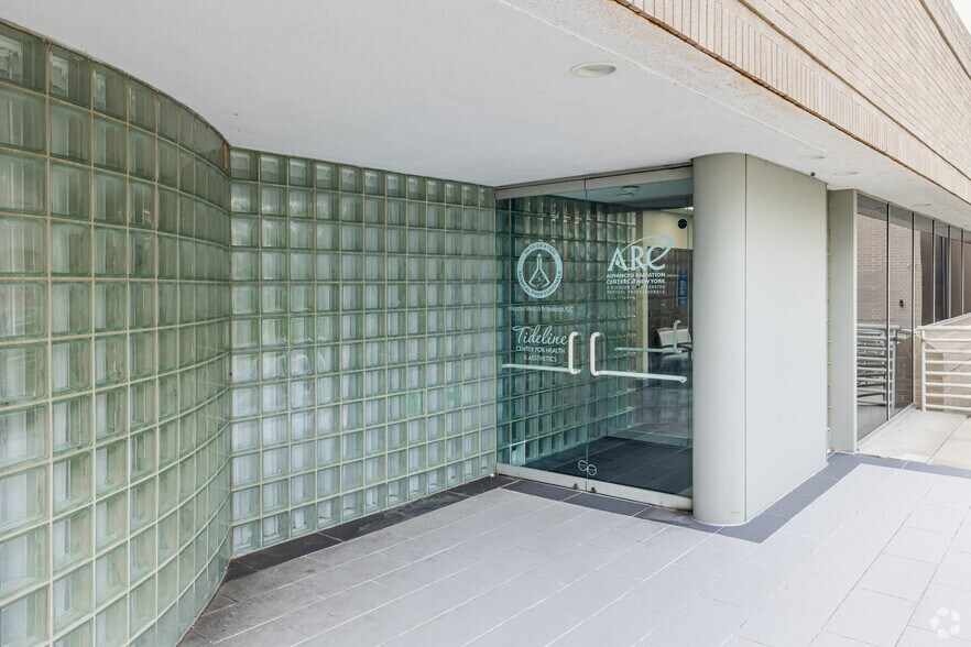 More Photos Of 3111 New Hyde Park Rd, New Hyde Park Medical For Lease