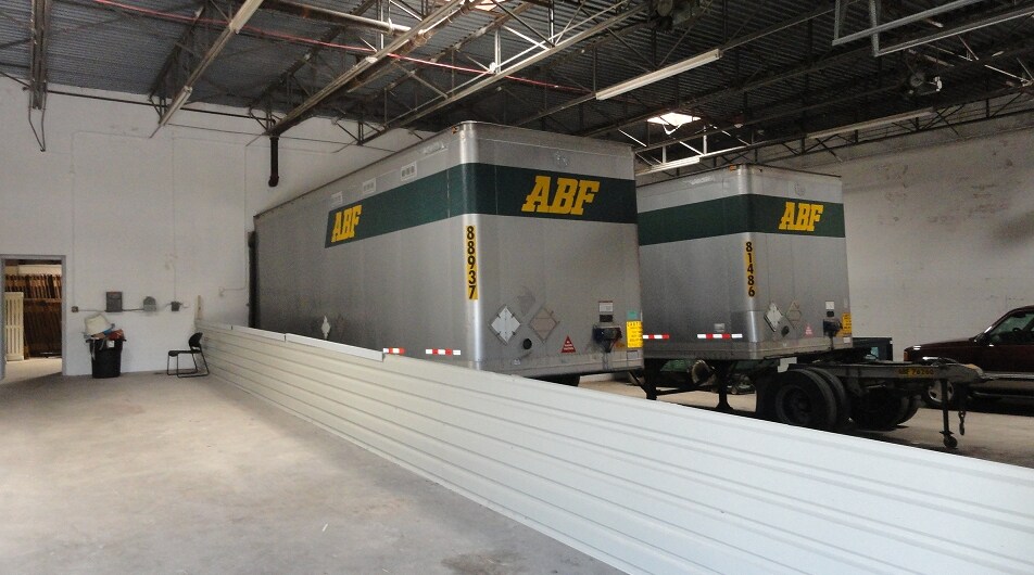 More Photos Of 3333 East End Ave, South Chicago Heights Distribution For Lease