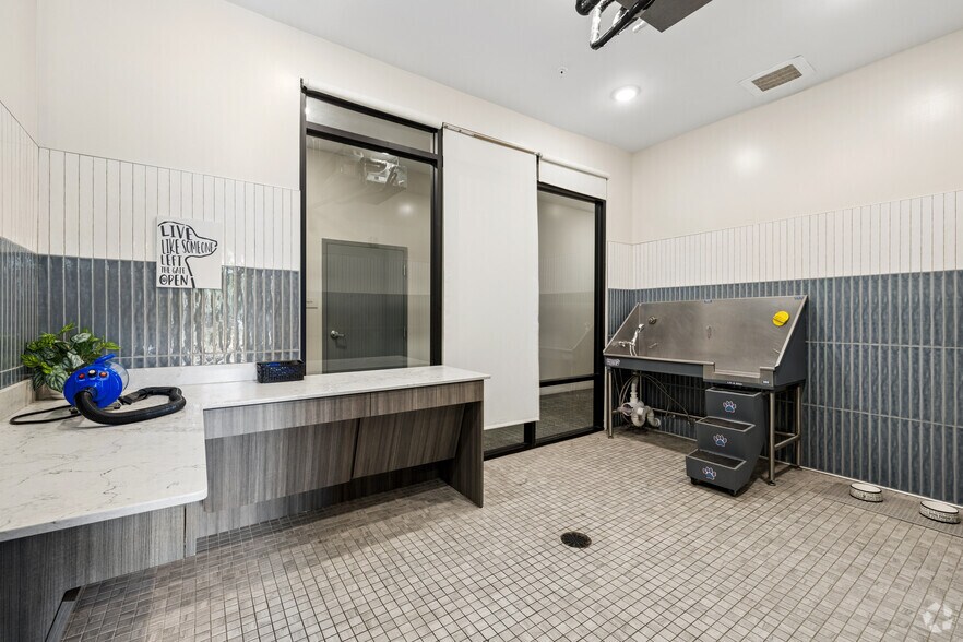 More Photos Of 1300 Hendricks Ave, Jacksonville Apartments For Lease