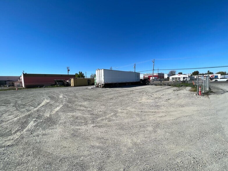 More Photos Of 1310 E Beamer St, Woodland Land For Sale