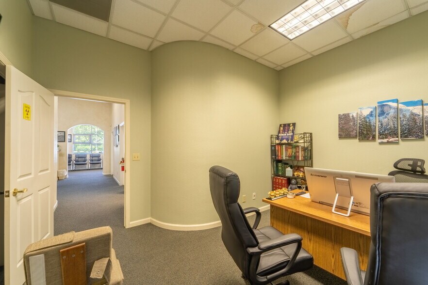 More Photos Of 1444 W Main St, Ripon Medical For Sale