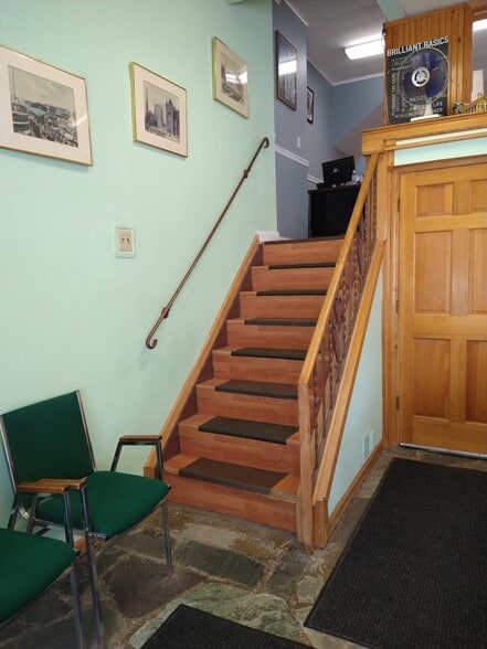 More Photos Of 1705 Hertel Ave, Buffalo Office Residential For Sale