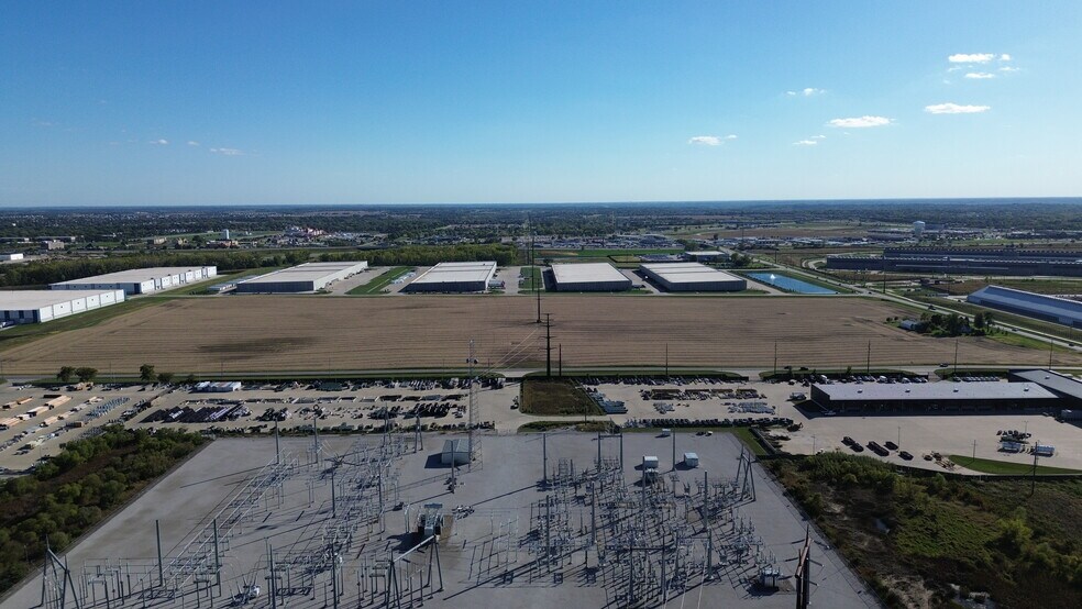 More Photos Of NE 56th Street @ NE 62nd Avenue, Altoona Land For Sale