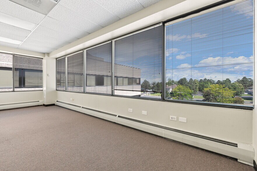 More Photos Of 12500-12510 E Iliff Ave, Aurora Office For Lease
