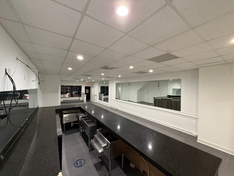 More Photos Of 7307 Georgia Ave NW, Washington Restaurant For Sale