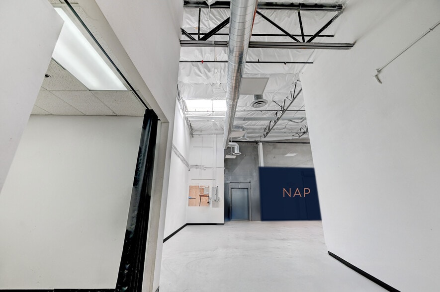 More Photos Of 3068 E Sunset Rd, Las Vegas Warehouse For Sale