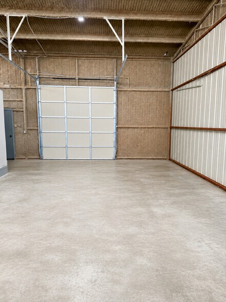 More Photos Of 1350-1360 State Highway 71, Bastrop Land For Lease