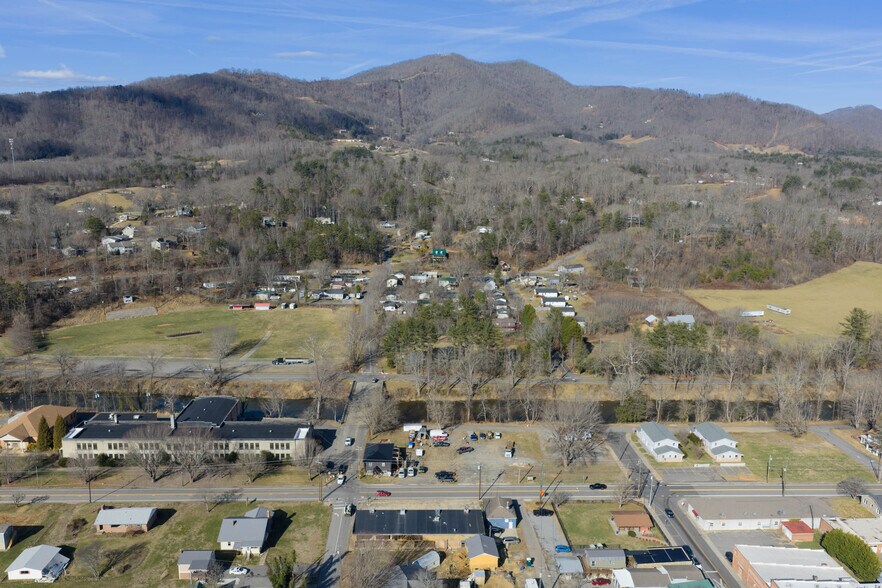 More Photos Of 3264 Broad St, Clyde Office For Sale