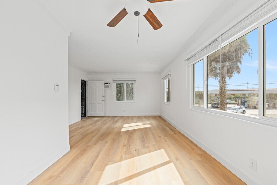 More Photos Of , Los Angeles Multifamily For Sale