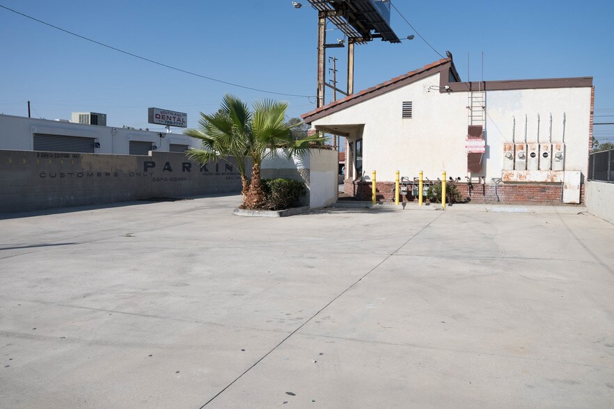 More Photos Of 10616-10622 Katella Ave, Anaheim Loft Creative Space For Sale