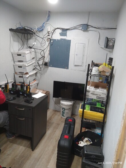 More Photos Of 1301 W Waters Ave, Tampa Auto Repair For Sale