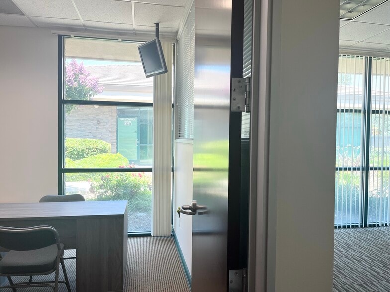 More Photos Of 3840 Watt Ave, Sacramento Medical For Sale