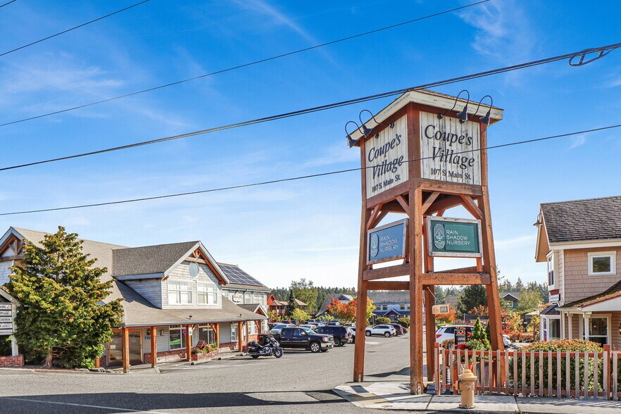 More Photos Of 107 S Main St, Coupeville Office For Sale