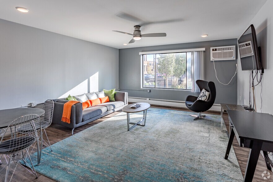 More Photos Of 515 E Grant St, Minneapolis Apartments For Sale